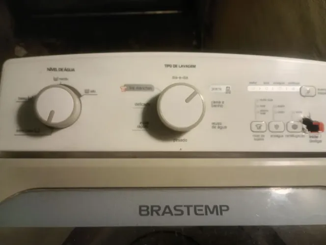 Máquina de lavar Brastemp 9kg (leia o anúncio)