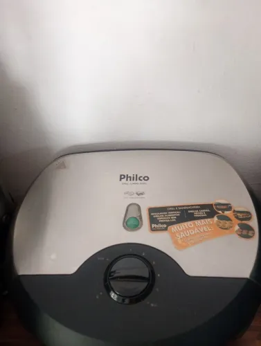 Vendo essa sanduícheira
