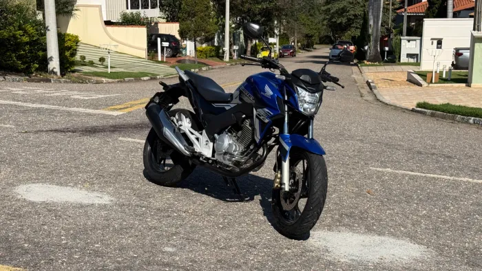 Honda CB 250F Twister CBS 2021 | Financia | Aceita Troca