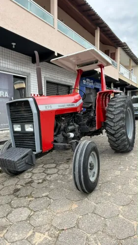 Trator Massey Ferguson 275