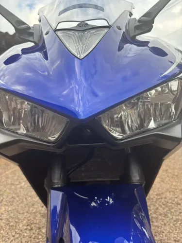 Yamaha R3 321cc
