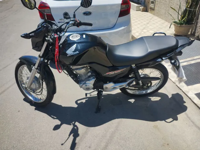 Vendo moto Start R$ 16.200,00