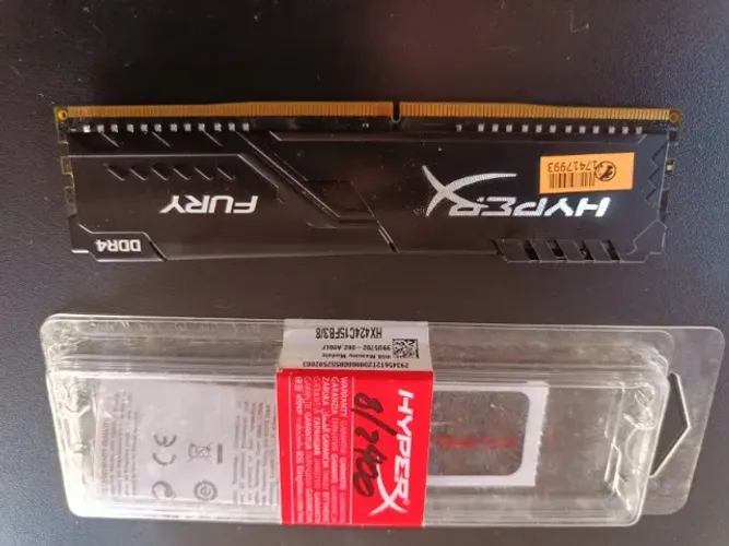 Memória RAM Desktop HyperX Fury, 8GB, 2400MHz, DDR4, CL15, Preto - HX424C15FB38
