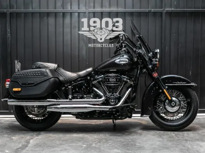 HARLEY-DAVIDSON FLHCS HERITAGE CLASSIC 114 2021