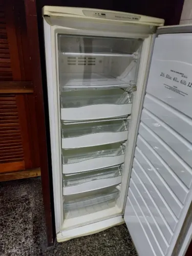 freezer vertical - 230 litros