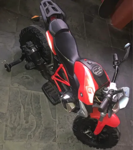 Moto elétrica INFANTIL