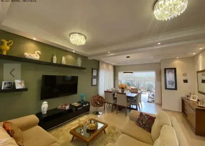 Sobrado de Alto Padrão no Residencial Veredas | 213m², 4 Dormitórios, Piscina e Área Gourm