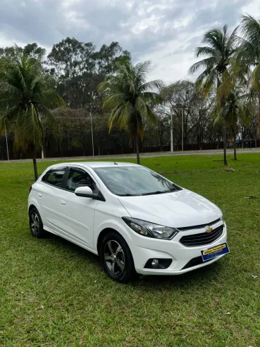 Chevrolet Onix Hatch LTZ 1.4 8V Flex Mec. 4P 2019