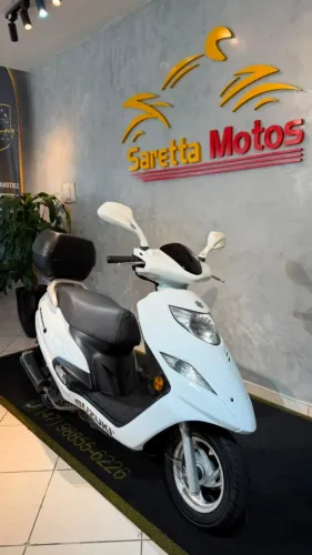 Suzuki Burgman i 125 2013 - Branca