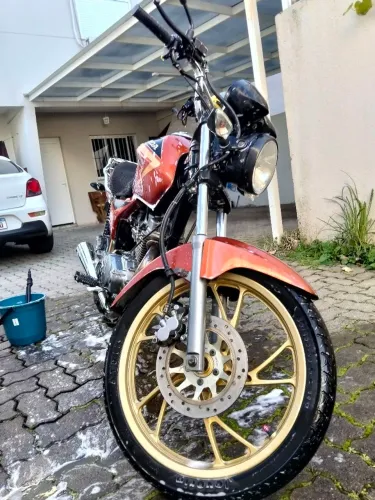 Vendo Titan série especial Honda 150