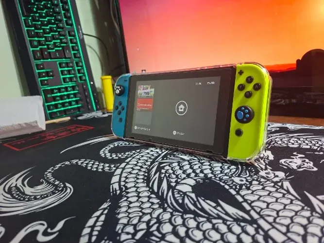 Nintendo Switch V1 Desbloqueado 128GB - Completo com Todos os Acessórios