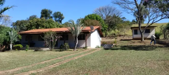 Chácara à venda, 4 quartos, 6 vagas, Massangano - Belo Vale/MG