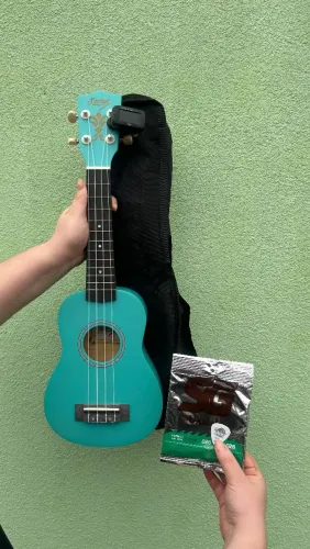 Ukulele Marca Seven
