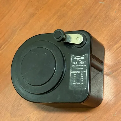 Carregador de Filme 35mm a Granel Lloyd's Daylight Bulk Film Loader - Vintage"