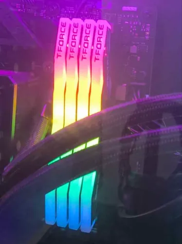 MEMÓRIA RAM T-FORCE 2X16 6000MHZ CL38