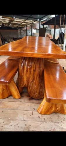 Mesa rústica 3 metros disponível