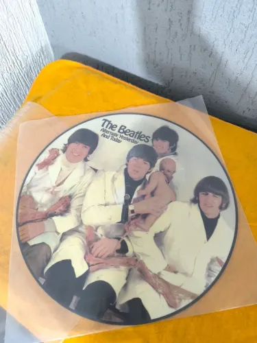 Picture disc Beatles,alternate yesterday and today