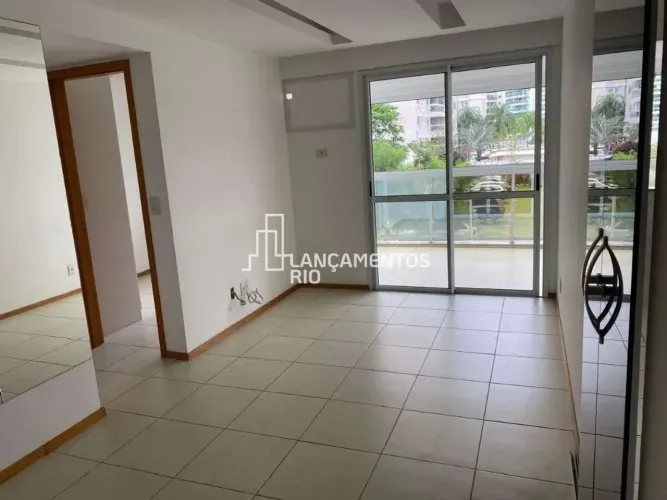 Apartamento com 3 dormitórios à venda, 74 m² por R$ 679.000,00 - Barra da Tijuca - Rio de 