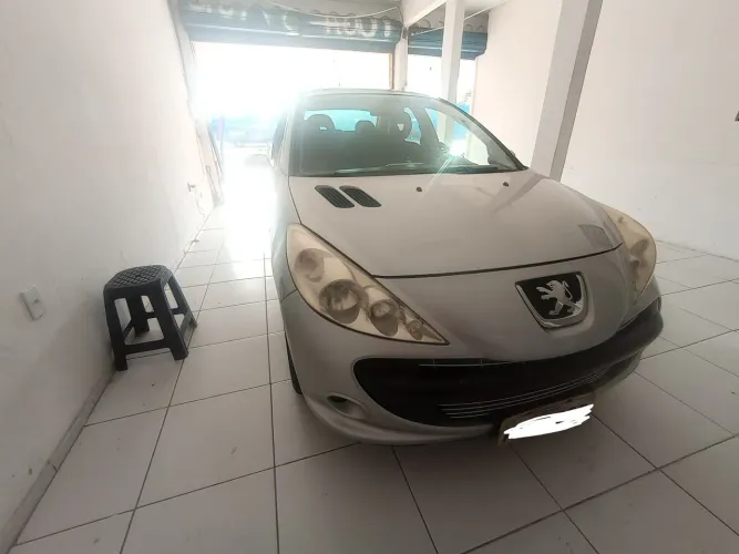 Peugeot 207 Sedan Passion XS 1.6 Flex 16V 4P 2010