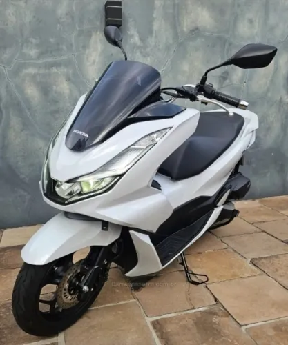 PCX BRANCA 2025 NOVINHA ACEITO CARTÃO