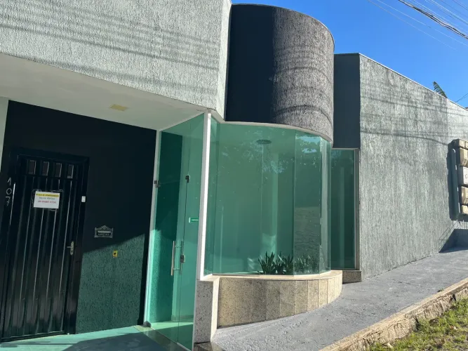 Alugo kit net em bairro nobre Morro do Ferraço próximo ao centro