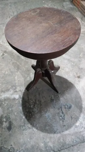 Mesa de Sucupira de Centro e Canto