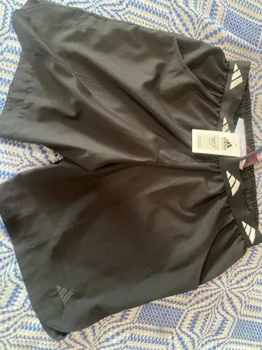 Bermuda adidas
