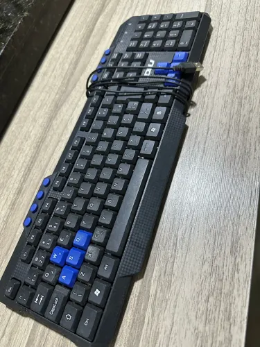 1 teclado 3 mouses