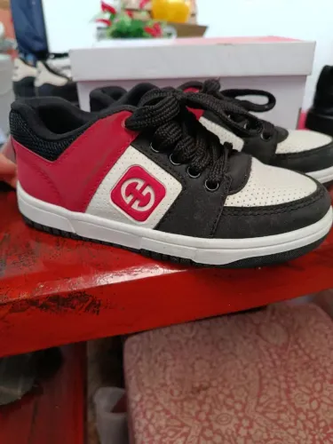 Sapato infantil novo