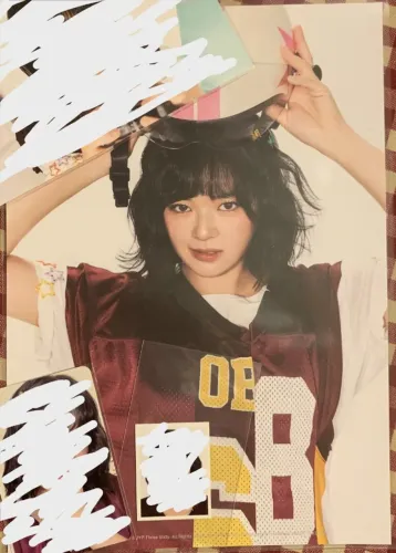 mini poster jeongyeon twice seasons greetings 2025