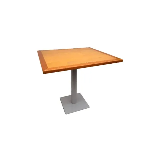 Mesa de Madeira 80x70 cm - Usada em Bom Estado