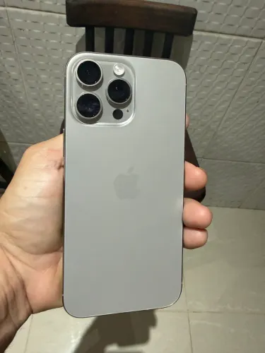 iPhone 16 Pro Max 256 Garantia Apple