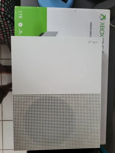 Xbox One S com defeito no processado. VIDEO GAME NÃO LIGA