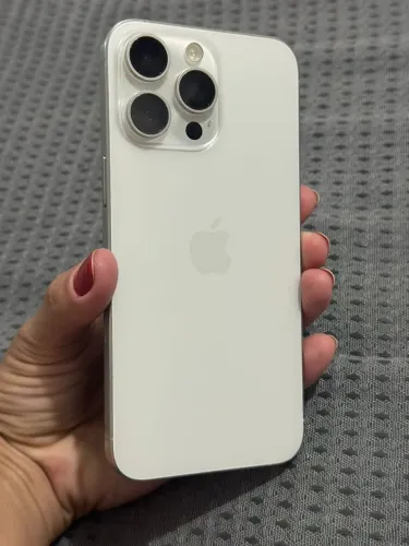IPHONE 15 PRO MAX  URGENTE