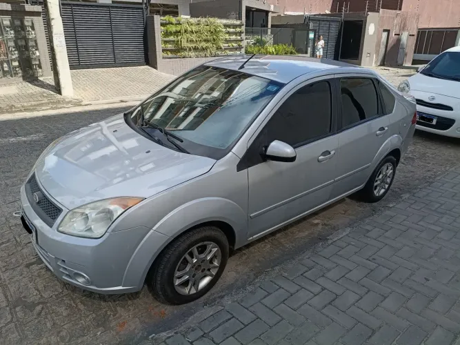Ford Fiesta Sed. 1.6 8V Flex 4P 2010