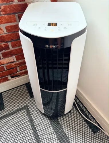 Ar Condicionado Portátil Gree 12000 BTUs Frio 220V