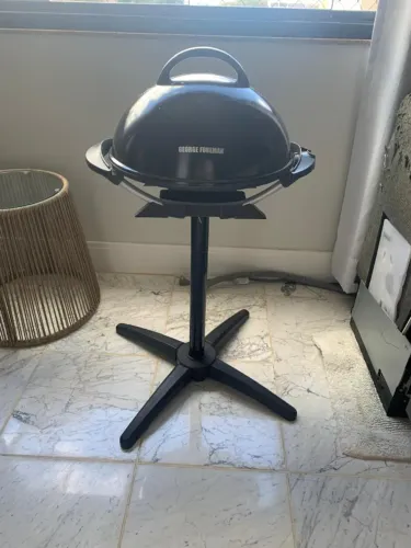 Churrasqueira Elétrica / grill elétrico George Foreman - Uso interno ou externo