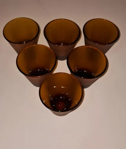 Jogo de copos temperados âmbar  