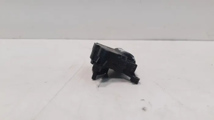 Motor Atuador Caixa Ar Volkswagen Amarok 2011 2012 Á 2016 Xx