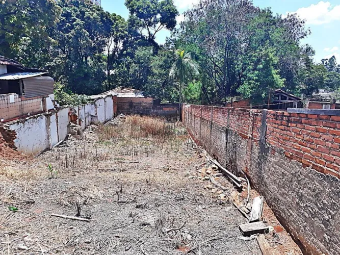 Terreno à venda em Piracicaba, Vila Independência, com 240 m²
