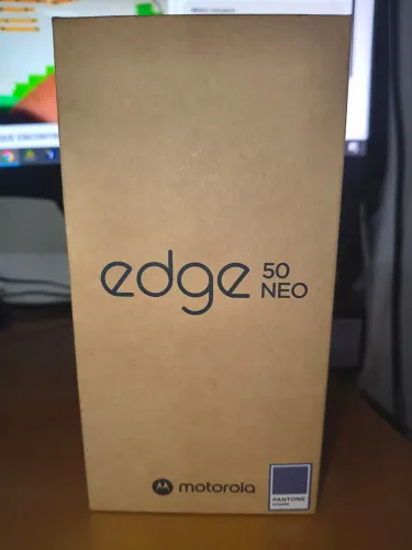 Caixa vaia Motorola Edge 50 neo