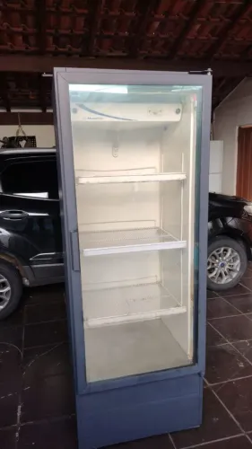 Geladeira expositora