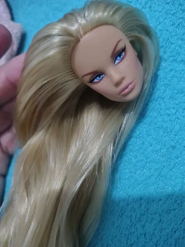 Cabeça tipo Barbie XIAN XIAN