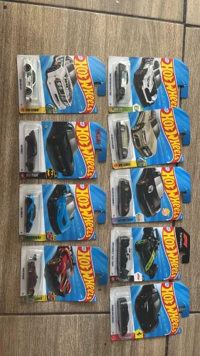 Carrinho hot wheels premium