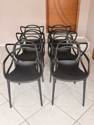 6 Cadeiras modelo Alegra