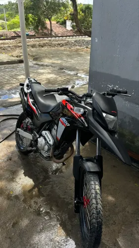 Xre 300 2010