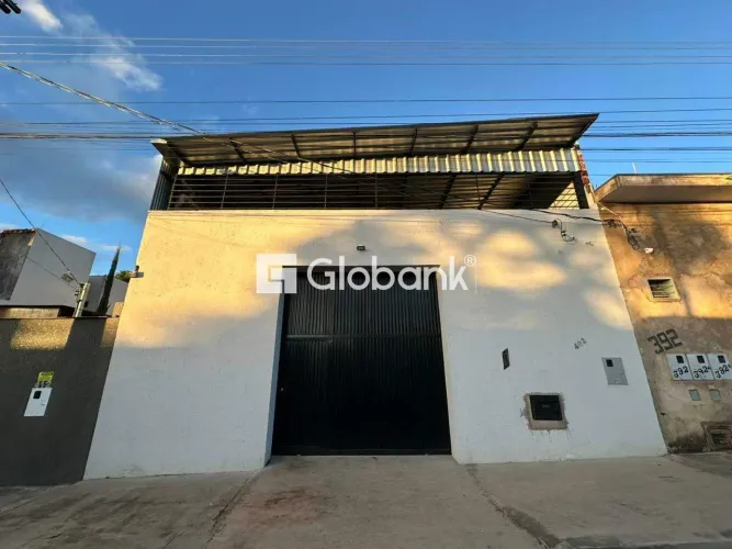 Galpão para aluguel em Montes Claros/MG, no bairro Conjunto Joaquim Costa