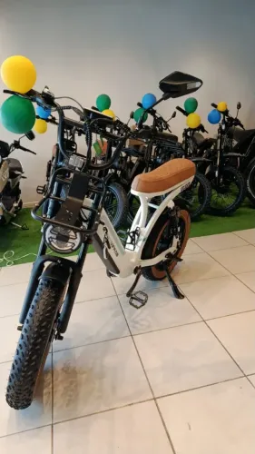 V8 Pro OUXI Q8 OUXI zero km com som bluetooth, em até 16 X sem juros.
