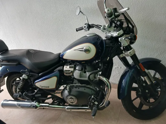 Estou vendendo porque a moto é alta pra mim
