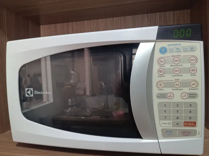 Microondas Eletrolux 20 litros 127 v